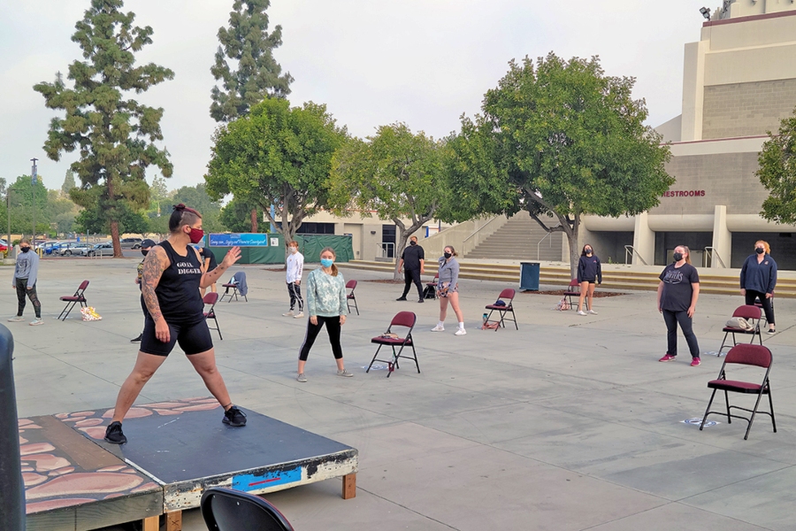 citrus college visual and performing arts students participate in a socially distanced outdoor class on campus