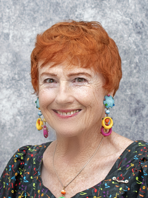 headshot of Regina de Doelder