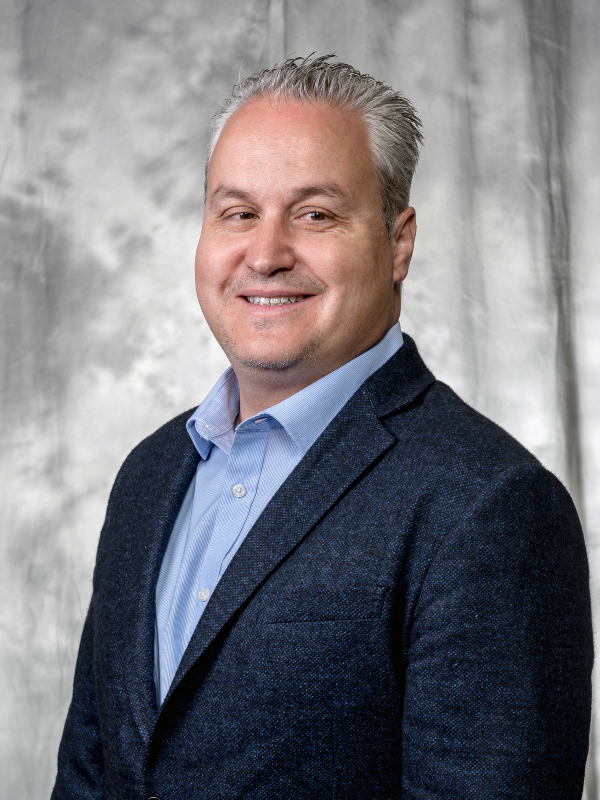 headshot of Sal Medina