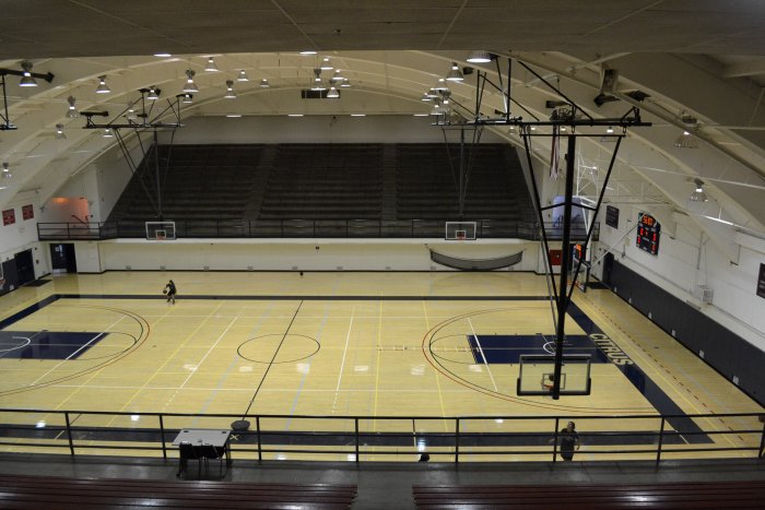 full view of the basketball court from the top bleecher